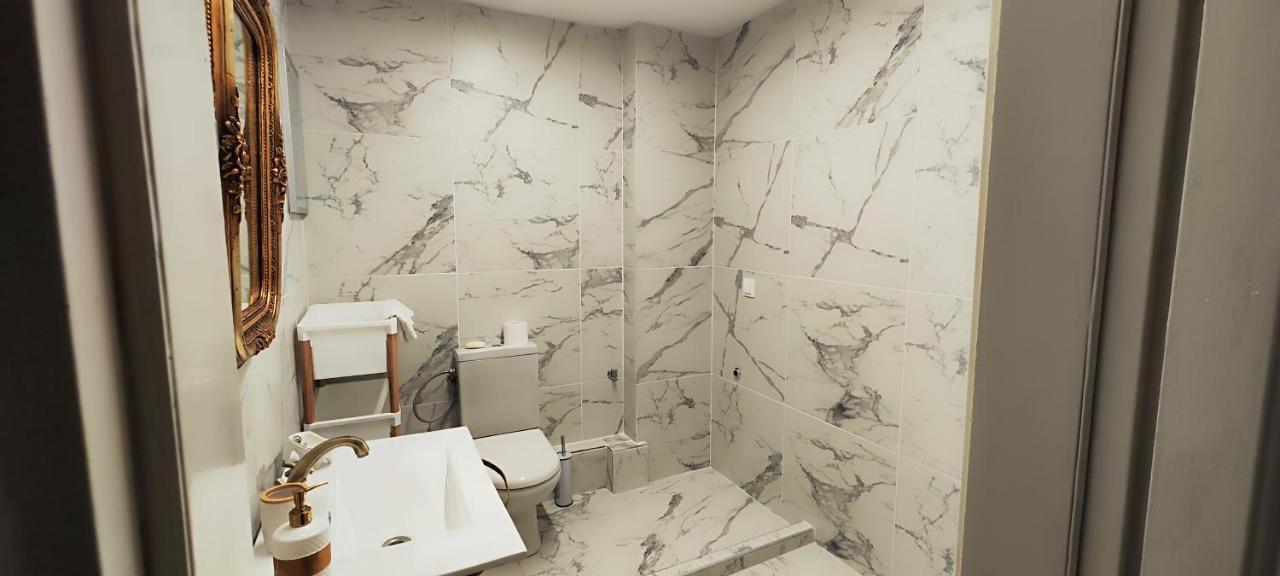テッサロニキAurea Residenza Mitropoleosアパートメント エクステリア 写真